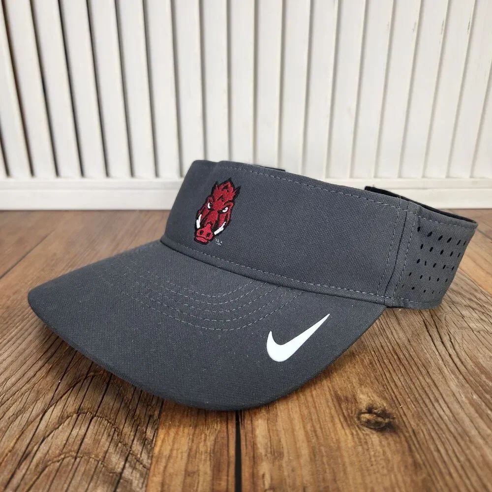 Nike Dri-Fit Arkansas Razorbacks Visor Gray Red Strapback Golf Tennis College